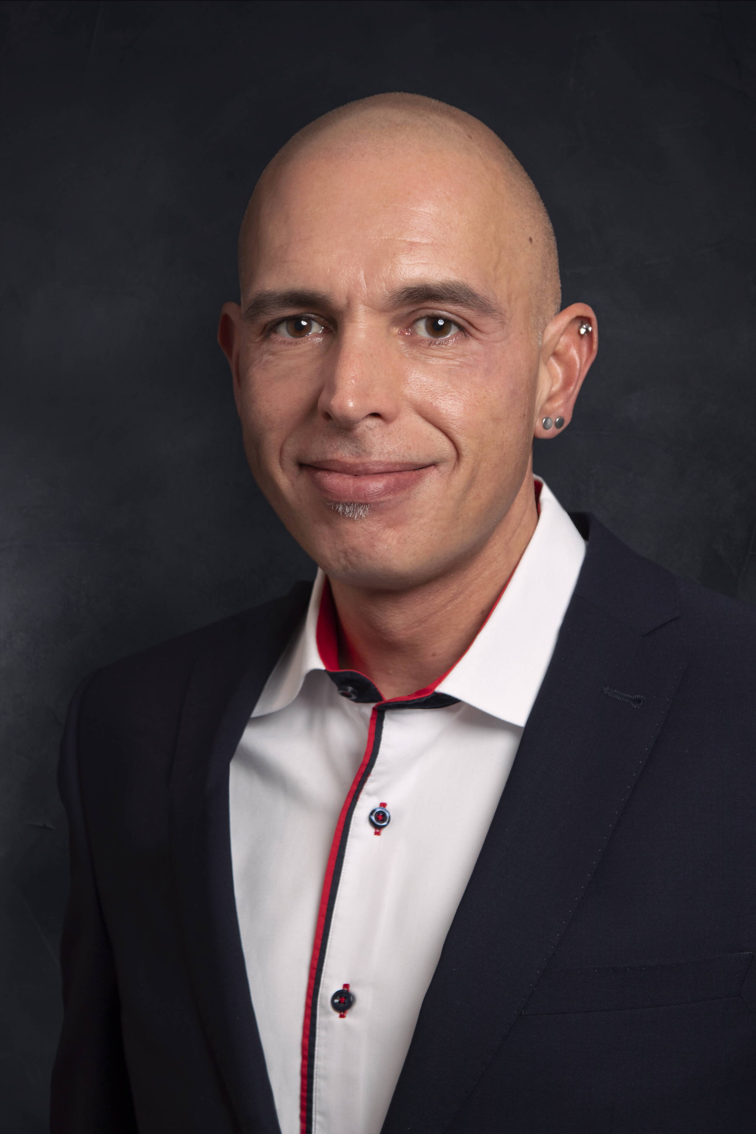 Renato Solomita, direttore di PRO VITA AG Foto di Renato Solomita, direttore di PRO VITA AG. È responsabile dell’orientamento strategico dell’azienda nonché dello sviluppo dei servizi nei settori assicurazione, previdenza e protezione patrimoniale
