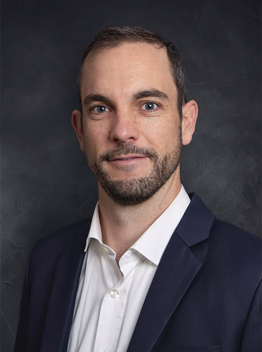 Roman Graber est chef du service interne de PRO VITA AG Il est un courtier enregistré et travaille à Berne pour PRO VITA AG.