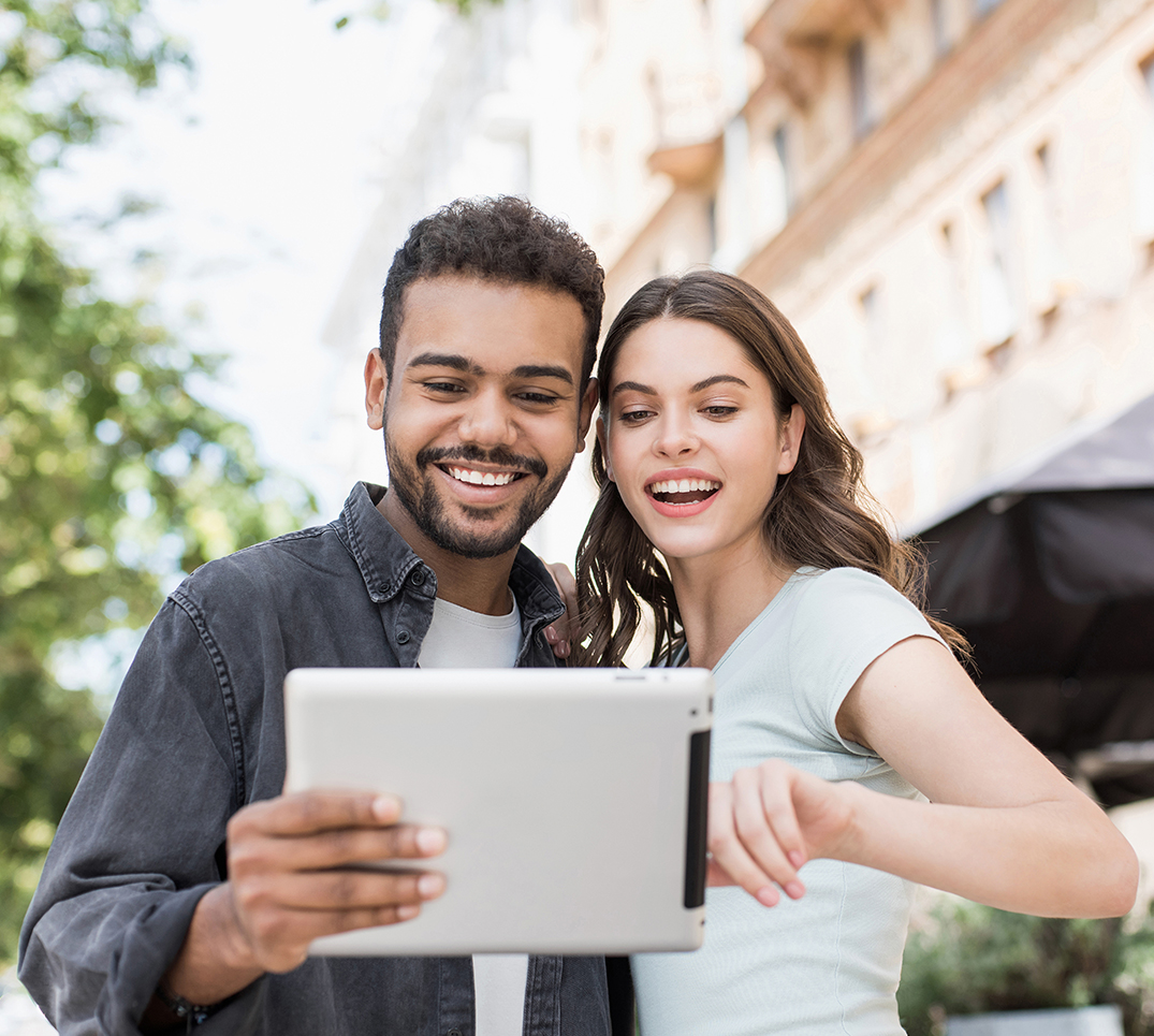 PRO VITA Kundinnen und Kunden – Vorsorge und Vermögensschutz Symbolbild für PRO VITA Kundinnen und Kunden im Bereich Vorsorge und Goldsparpläne