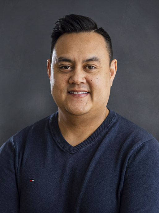 Er ist Finanzberater IAF und arbeitet in Thun für die PRO VITA AG