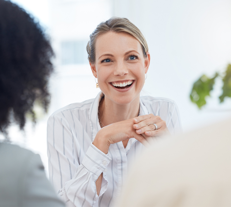 L'offerta di PRO VITA vi convince? Contattateci per un colloquio di consulenza personale. Che sia a casa vostra, nei nostri uffici o per telefono, i nostri esperti in assicurazioni sono sempre a vostra disposizione.